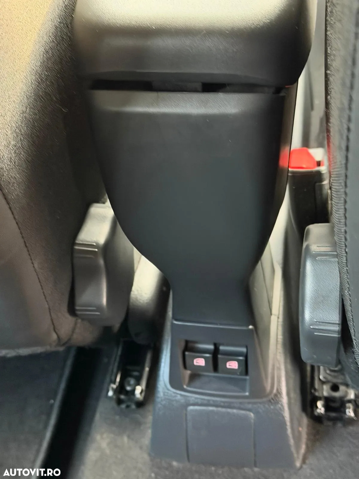 Dacia Logan Van - 8