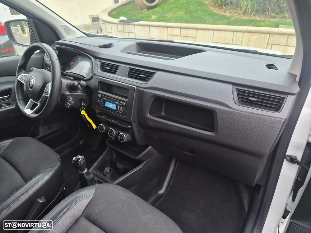 Renault Express - 11