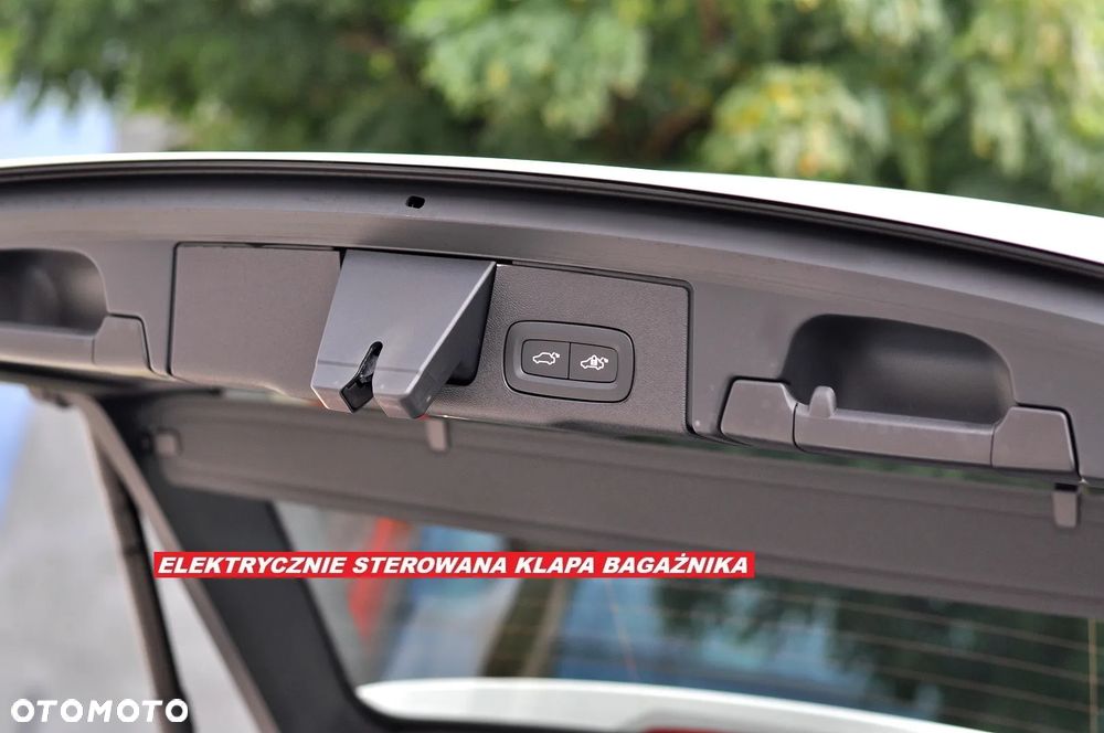 Volvo XC 60 B5 B AWD Geartronic Inscription - 17