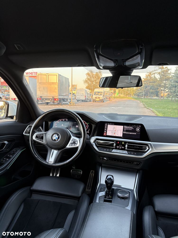 BMW Seria 3 318d M Sport - 7