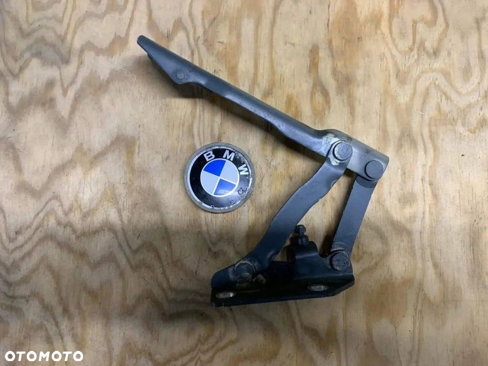 BMW E60 E61 ZAWIAS MASKI LEWY TIEFSEEBLAU - 11