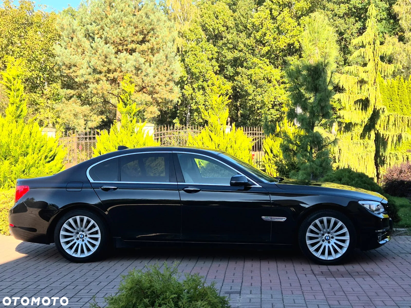 BMW Seria 7 740d xDrive - 5