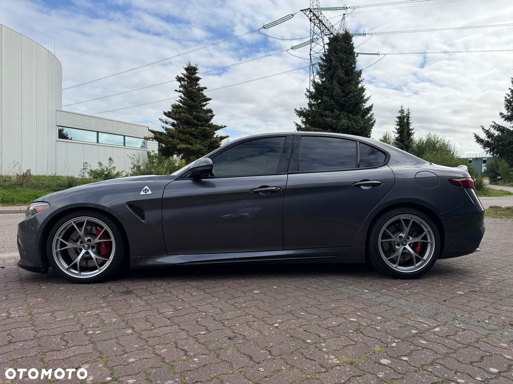 Alfa Romeo Giulia 2.9 Bi Turbo V6 Quadrifoglio - 1