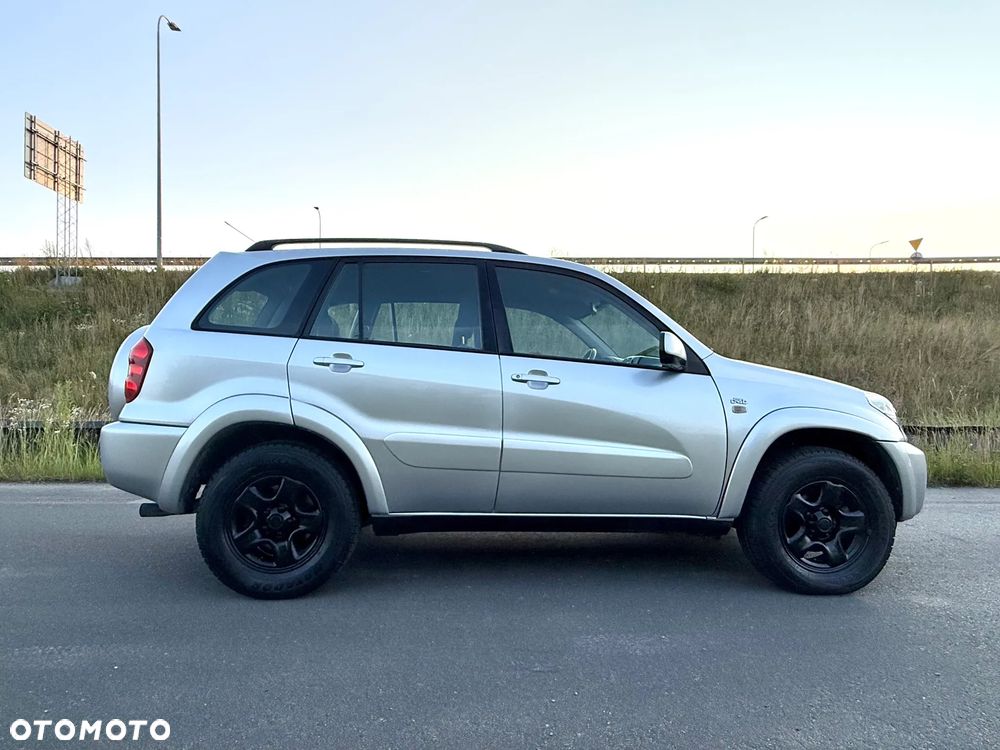 Toyota RAV4 D-4D 4x4 Sol - 5