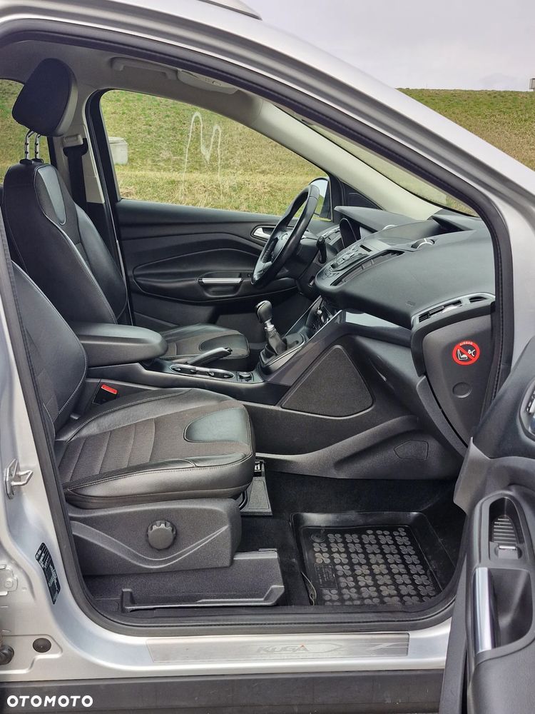 Ford Kuga 2.0 TDCi 4x4 Titanium - 13