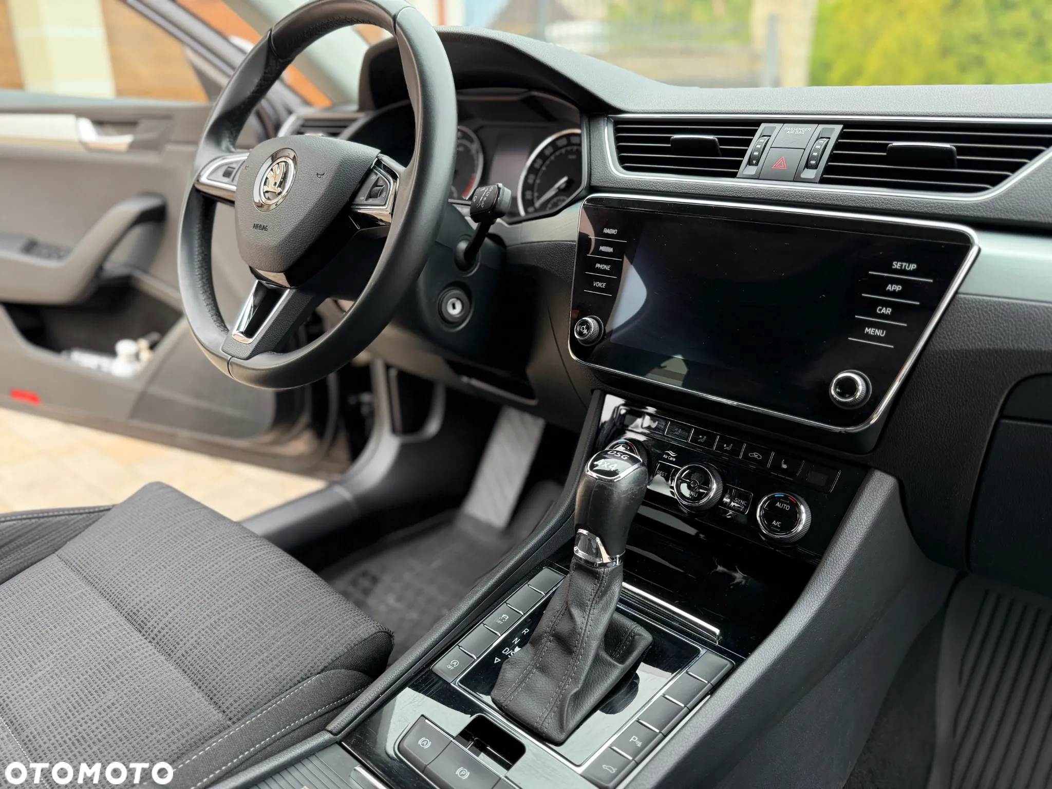 Skoda Superb 2.0 TDI 4x4 Ambition DSG - 10