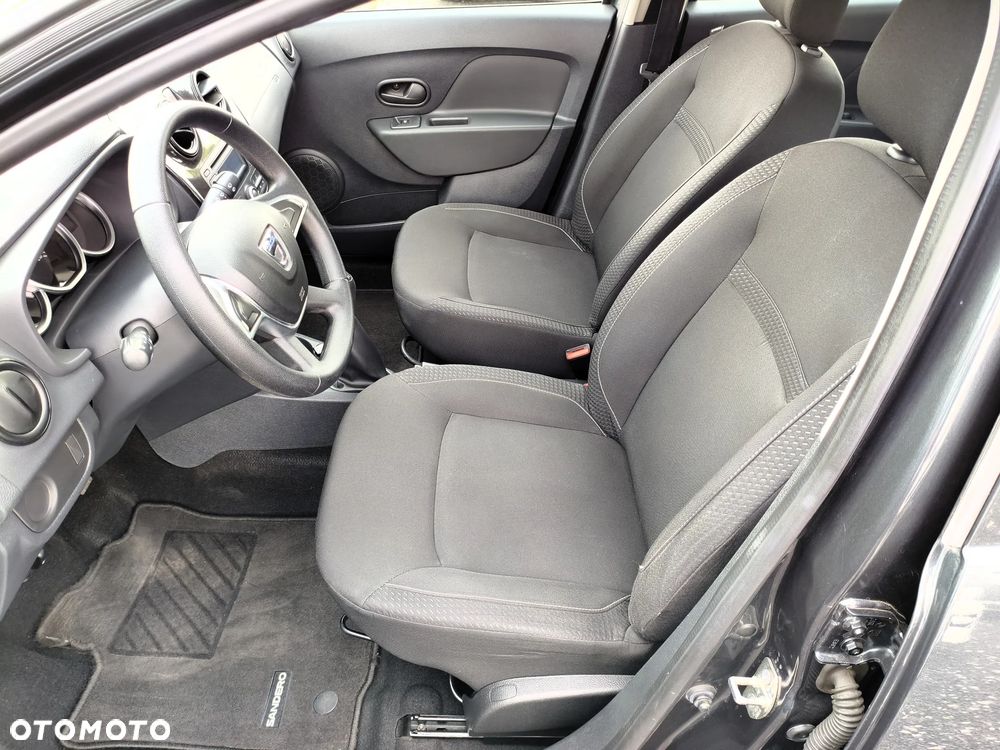 Dacia Sandero - 23