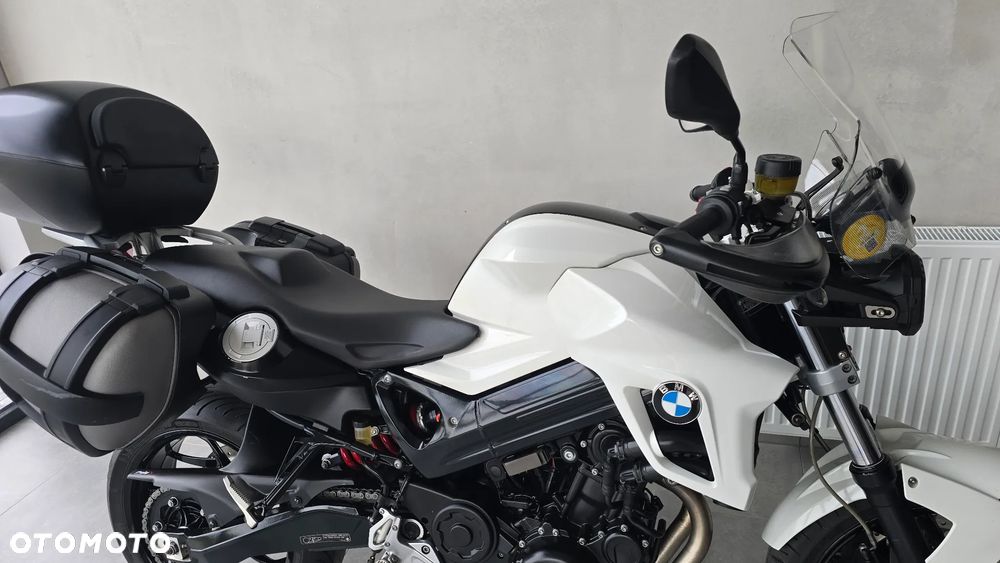 BMW F - 26