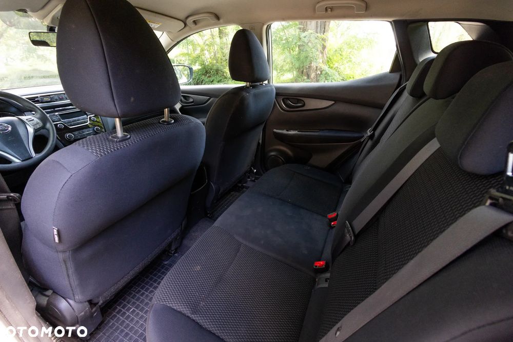 Nissan Qashqai 1.2 DIG-T Visia - 12