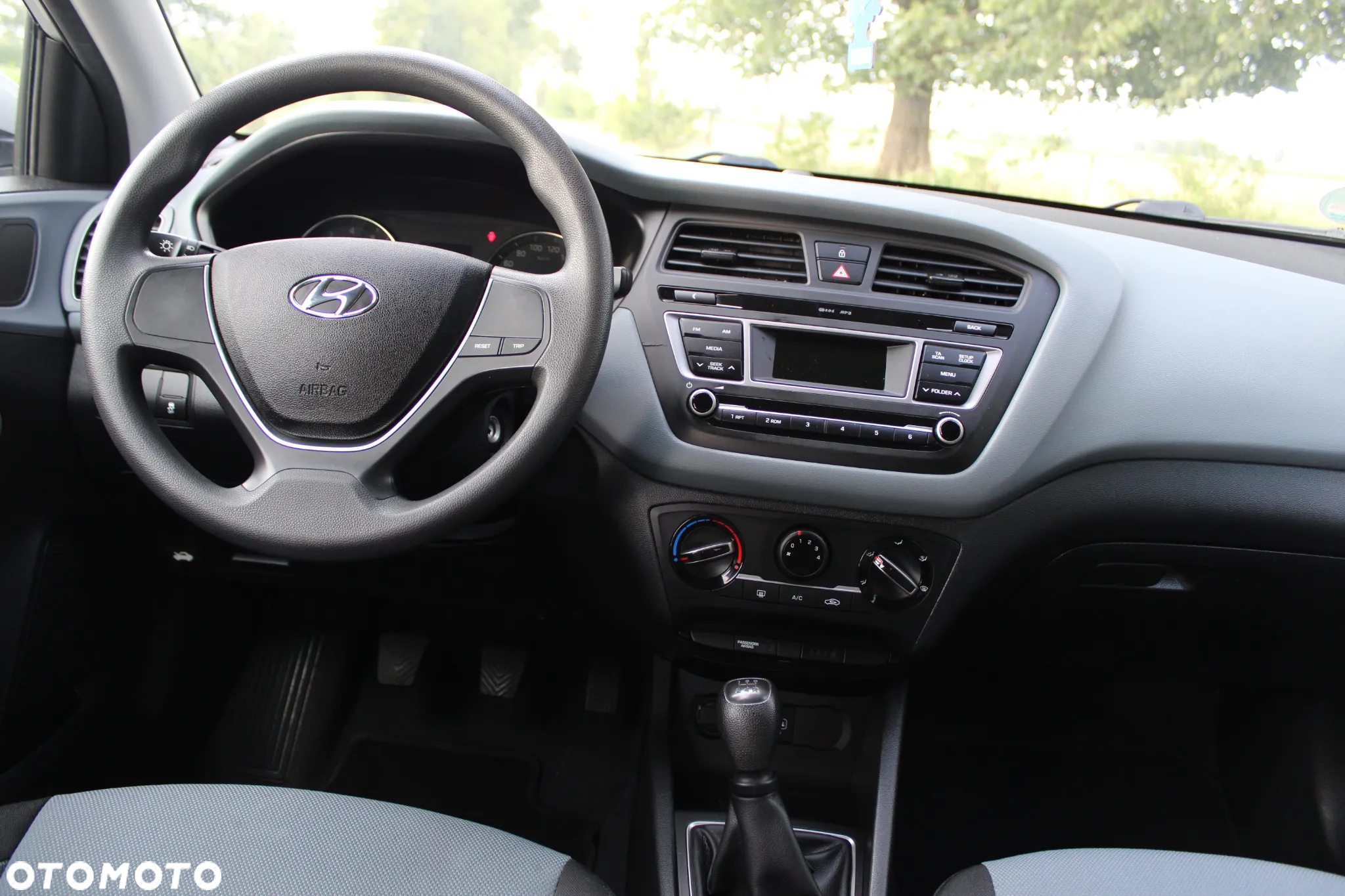 Hyundai i20 - 14