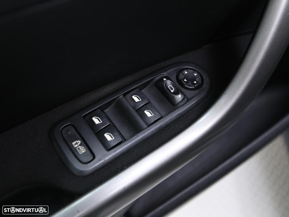 Peugeot 308 SW - 15