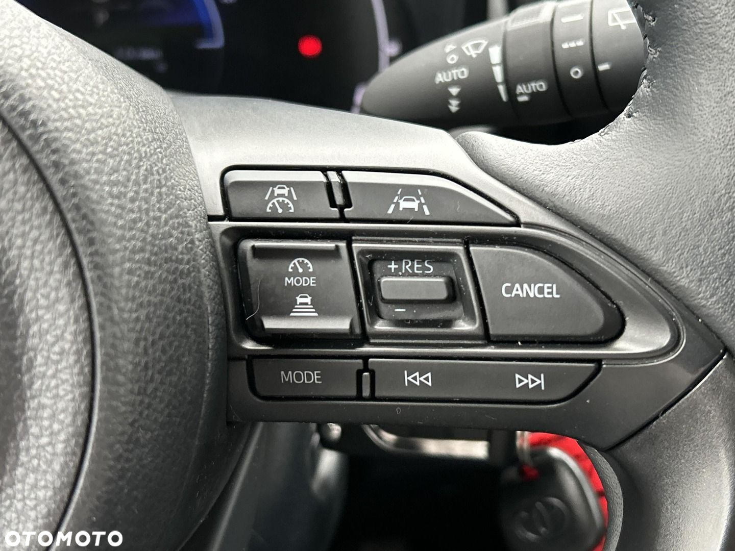 Toyota Yaris - 15
