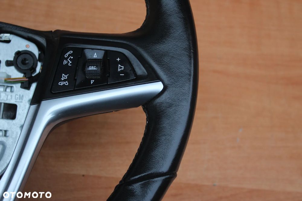 KIEROWNICA SKÓRZANA GRZANA STEROWANIE OPEL ZAFIRA C MOKKA MERIVA B ASTRA J 13351025 - 10