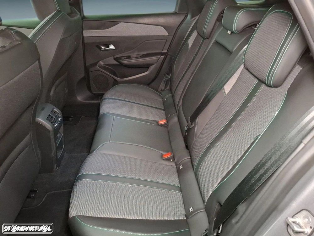 Peugeot 308 SW 1.2 PureTech Allure EAT8 - 8