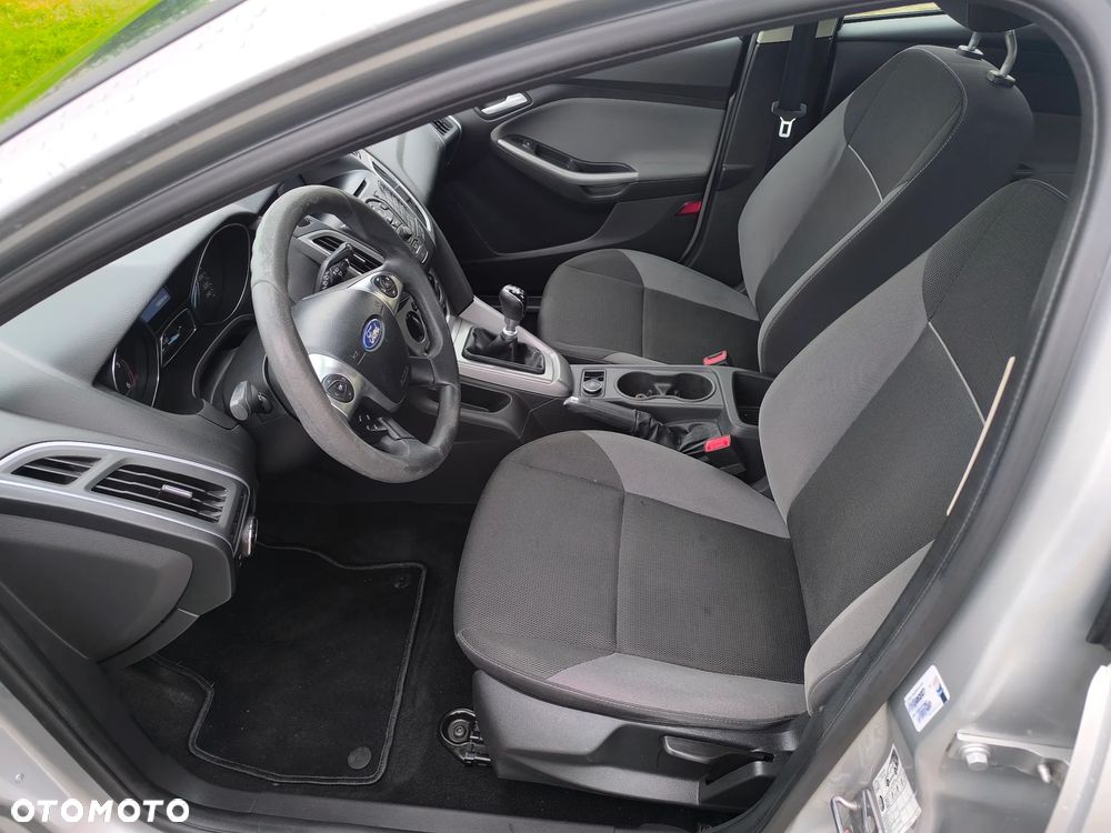 Ford Focus 1.6 TDCi Edition - 11