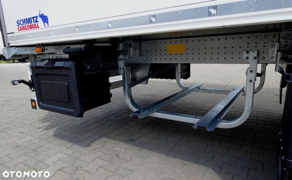 Schmitz Cargobull SKO 24/L 13.4 FP COOL V7, Doppelstock, Thermo King A-400 - 4