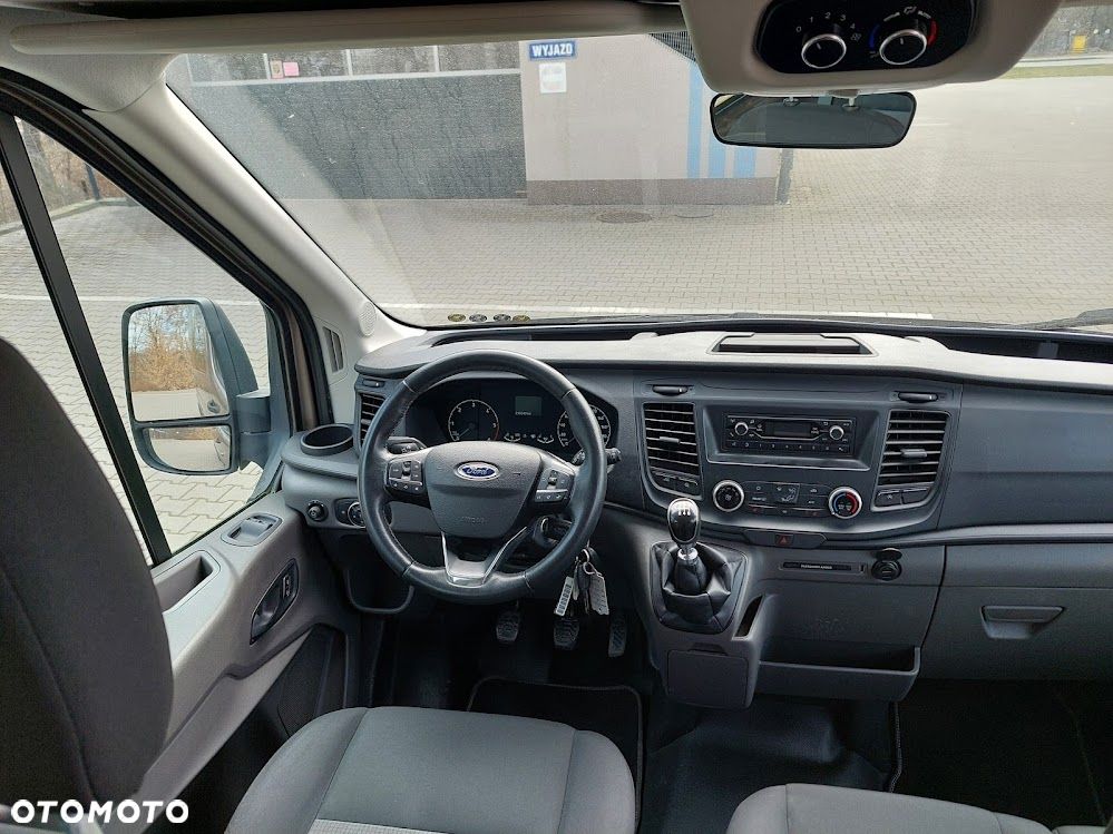 Ford Transit - 9