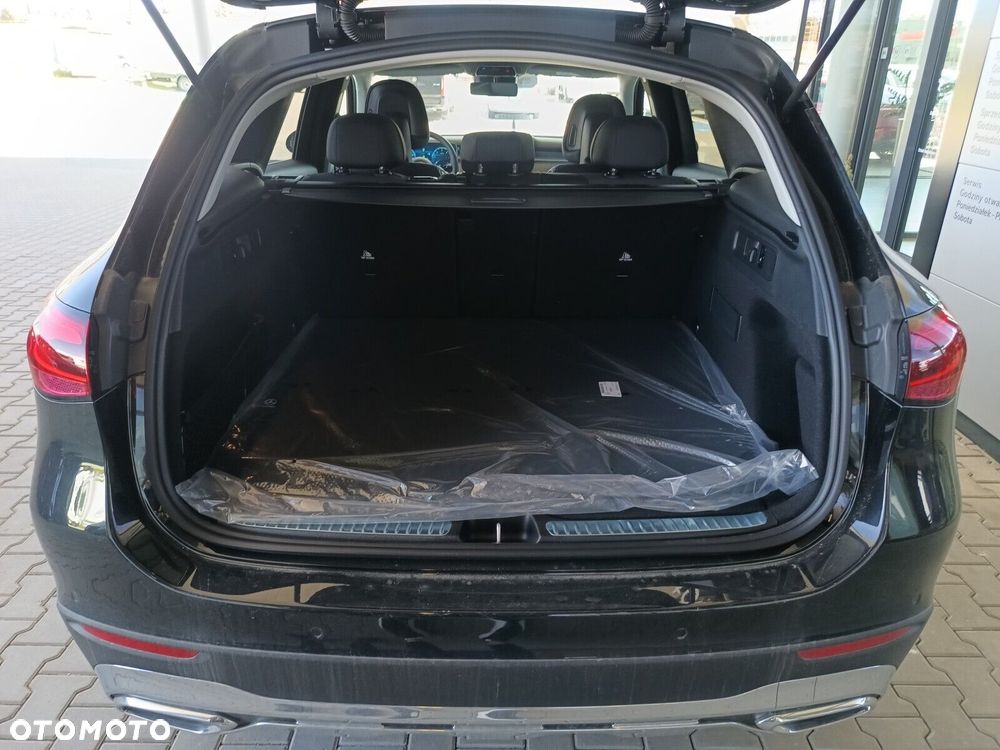 Mercedes-Benz GLC - 23