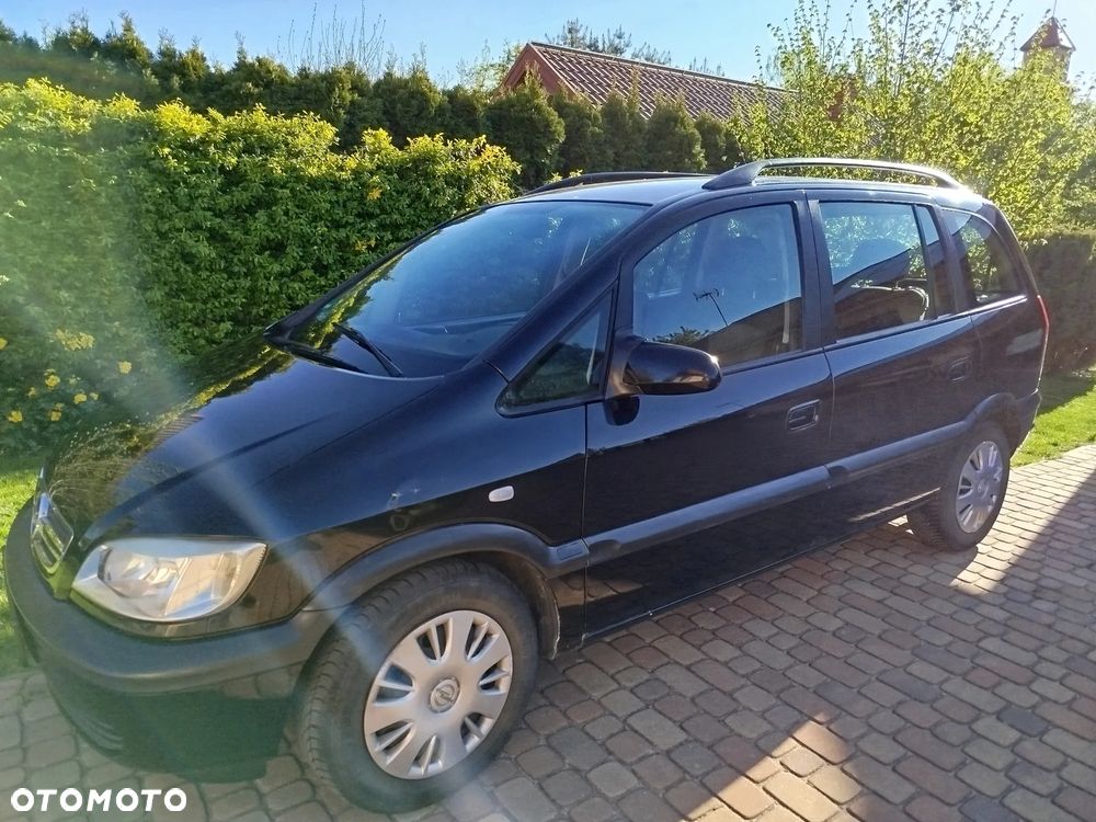Opel Zafira 1.8 16V Comfort - 3