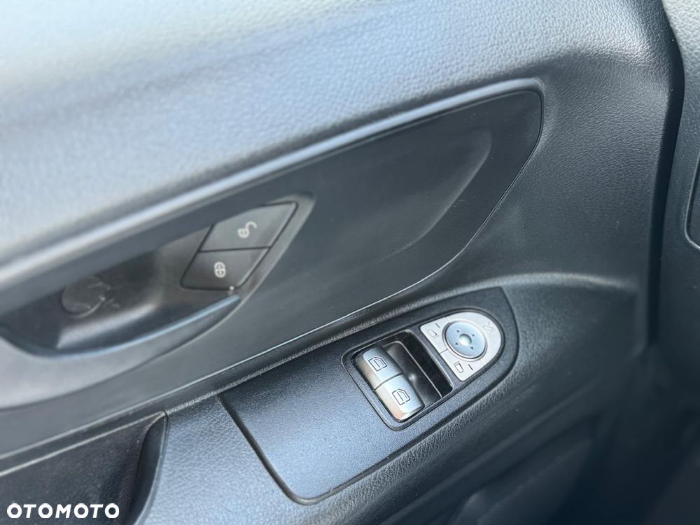 Mercedes-Benz Vito - 20