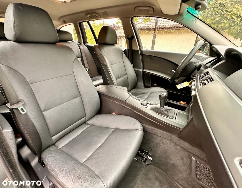 BMW Seria 5 - 25