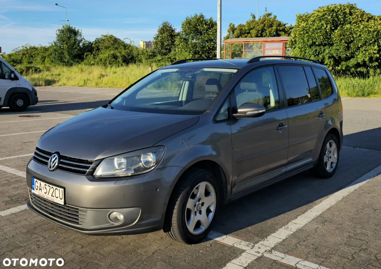 Volkswagen Touran 1.6 TDI DPF BlueMot Comfortline - 17