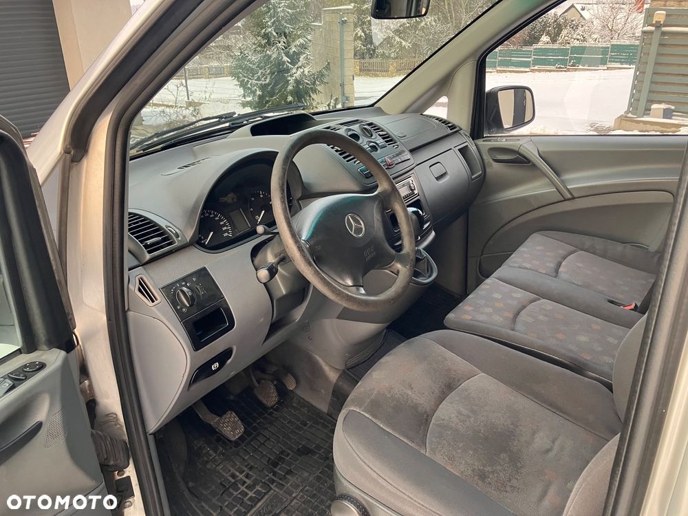 Mercedes-Benz Vito Univan 639.603 - 21