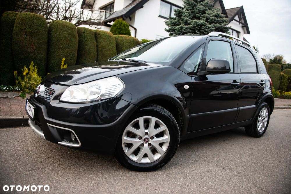 Fiat Sedici 2.0 Multijet DPF 4x2 Emotion - 1