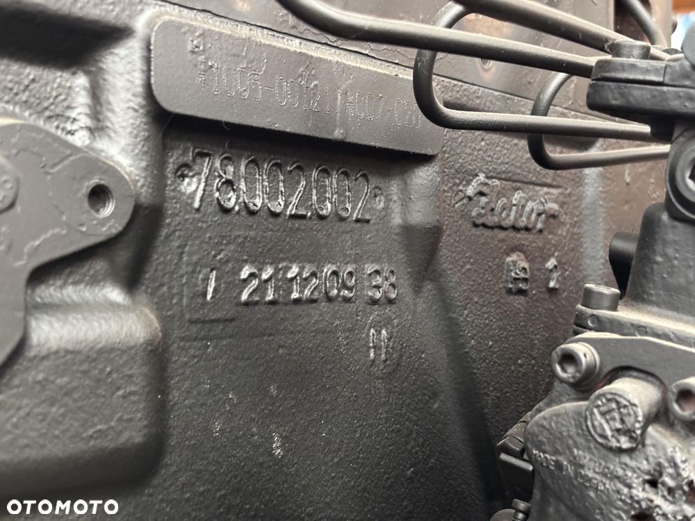 Zetor Forterra 105 Z1305 78002002 Silnik CZĘŚCI Blok Pompa Pokrywa - 2