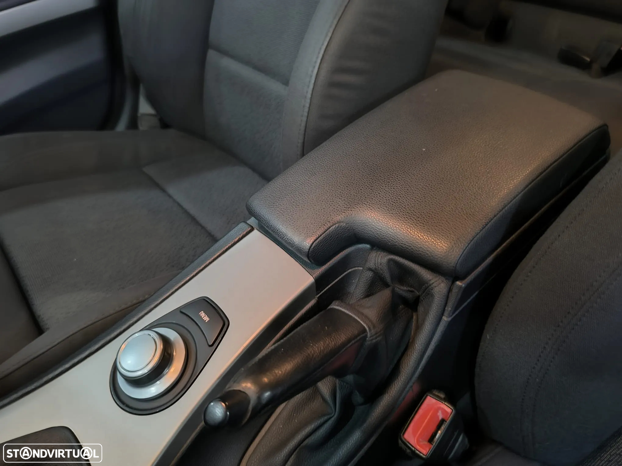 BMW 320 d Touring - 38