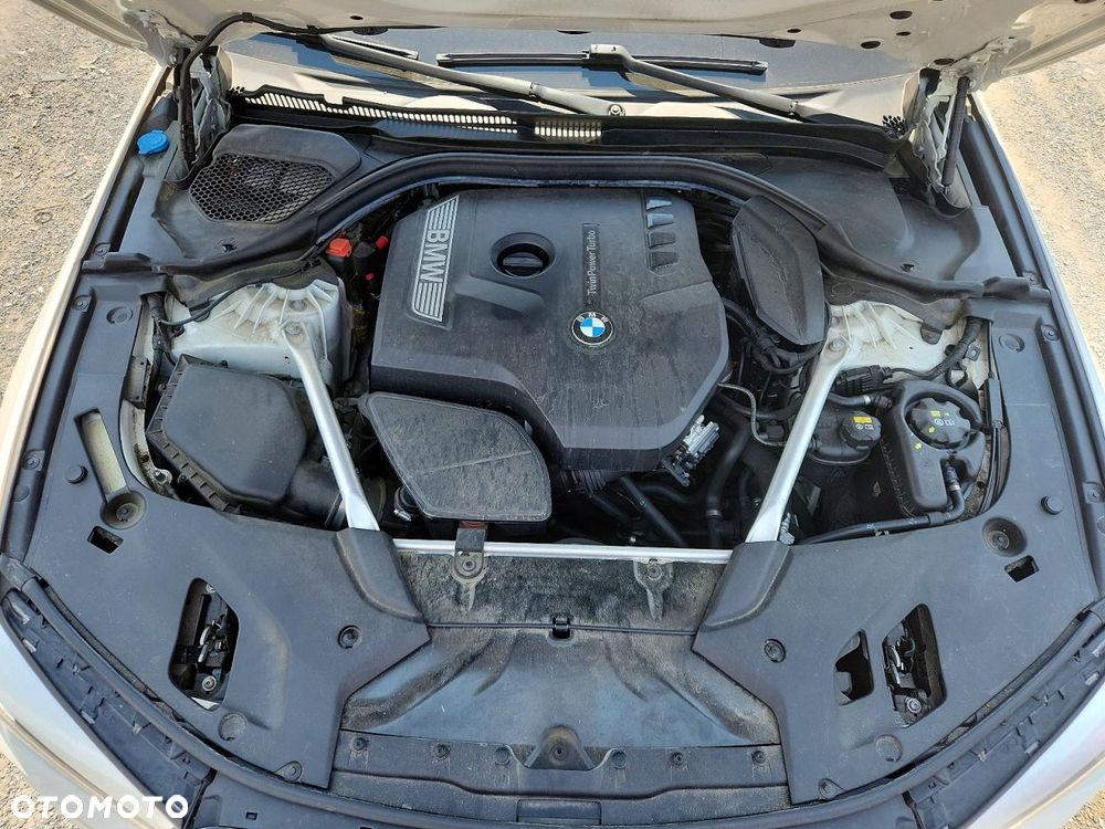 BMW Seria 5 530i M Sport sport - 10
