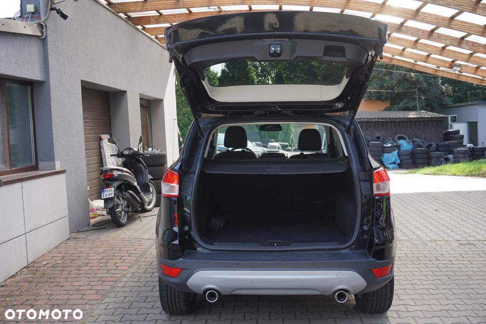 Ford Kuga 2.0 TDCi 2x4 Titanium - 5