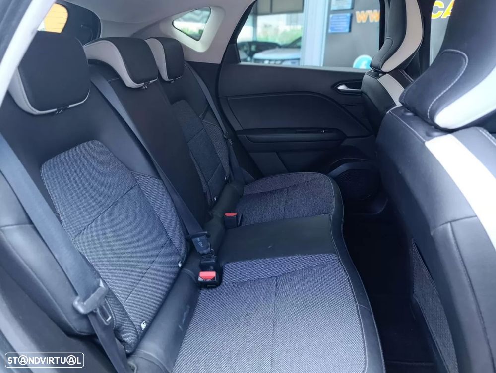 Renault Captur 1.0 TCe Techno - 25
