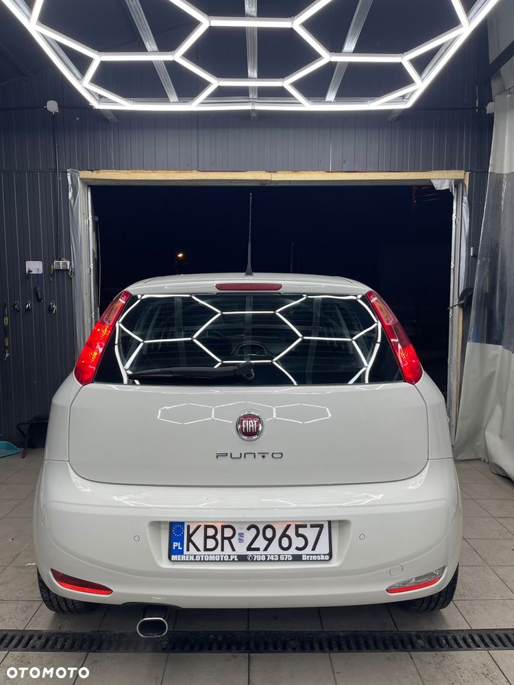 Fiat Punto 1.4 Easy S&S - 16