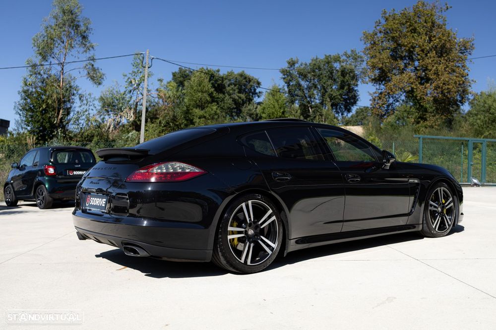Porsche Panamera Platinum Edition - 42