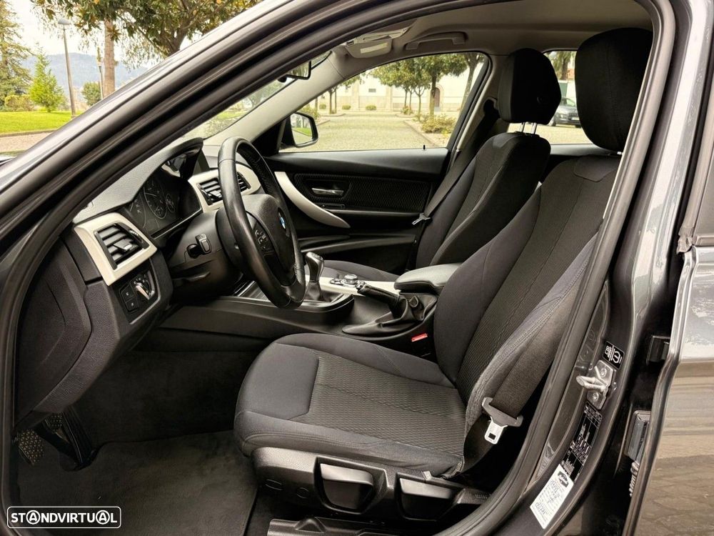 BMW 316 d Touring - 11