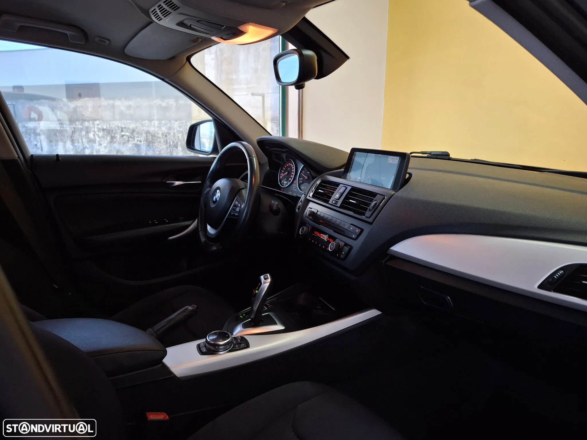 BMW 118 d Aut. Sport Line - 9