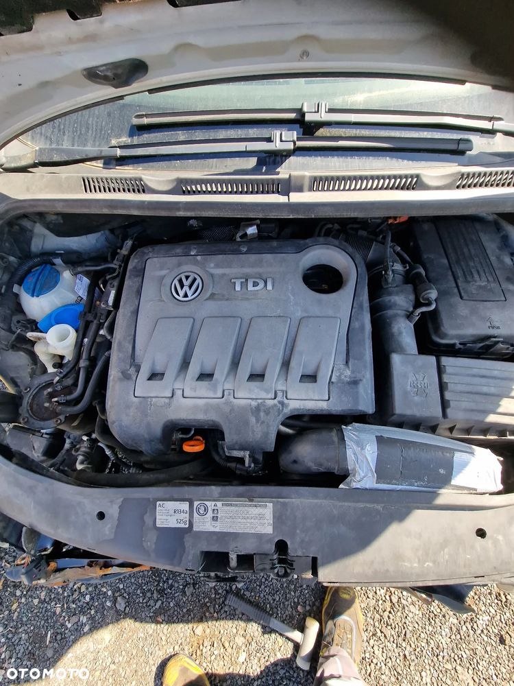 Silnik  vw  2.0  tdi  o  kodzie  CFH - 3
