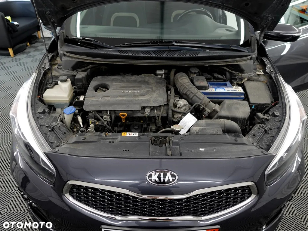 Kia Ceed 1.6 CRDi SCR GT-Line DCT - 40