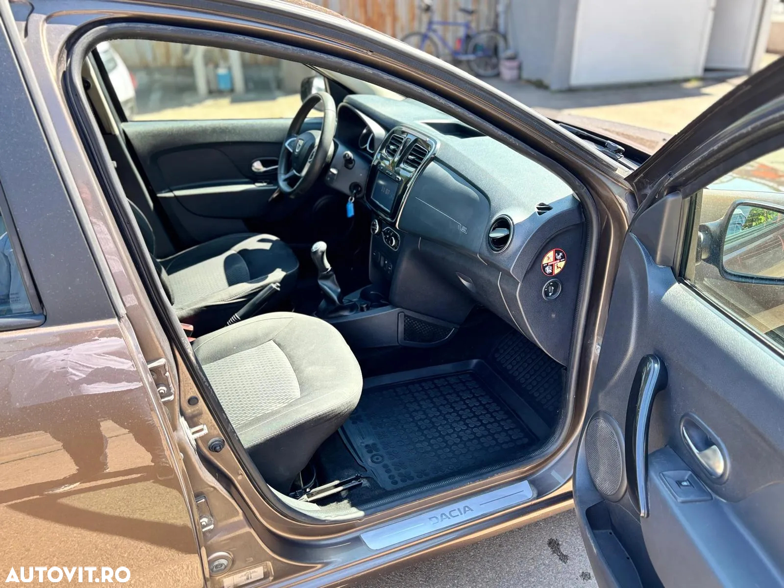 Dacia Logan - 11