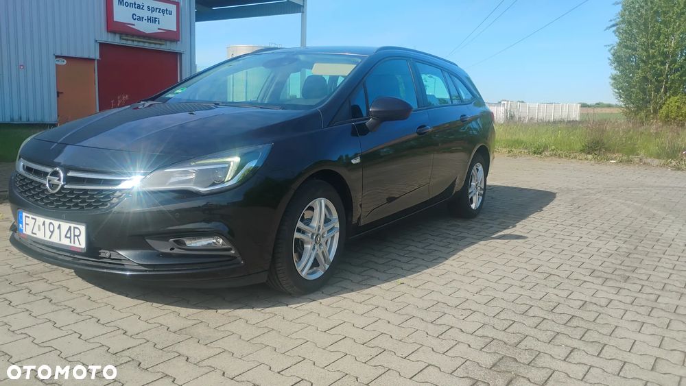 Opel Astra 1.6 CDTI Sport - 9