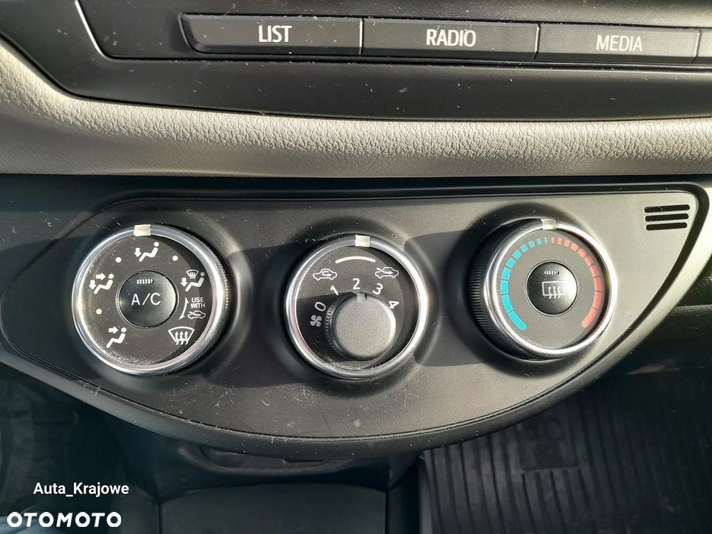 Toyota Yaris 1.0 Active - 14