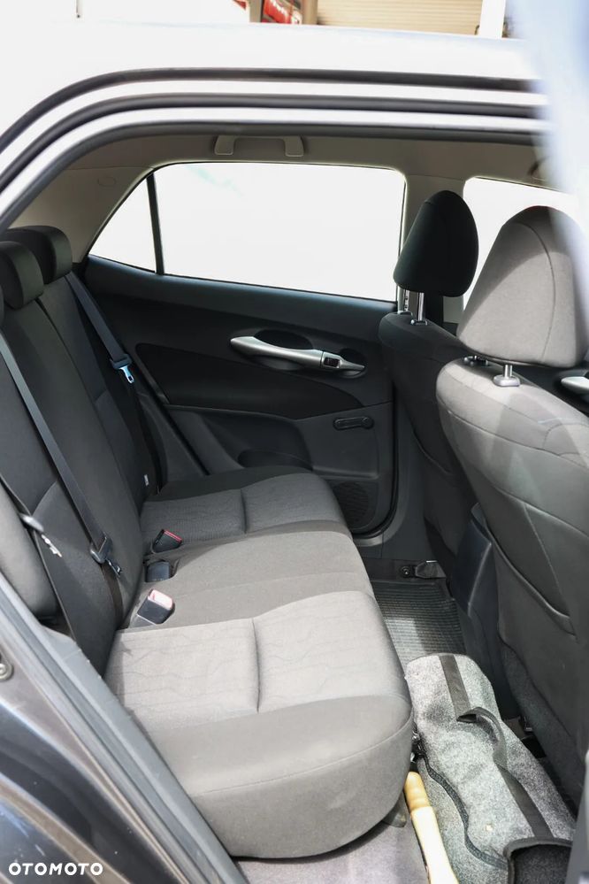 Toyota Auris 1.33 VVT-i Life - 23