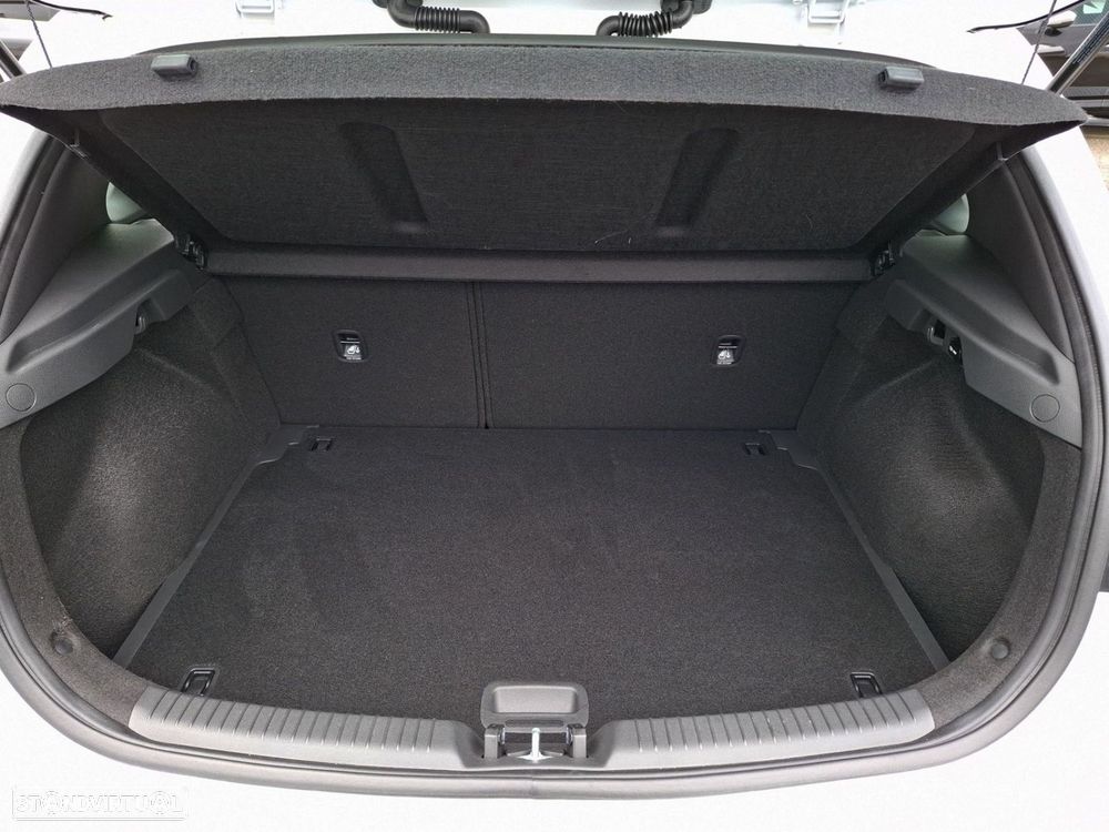 Hyundai i30 1.0 T-GDI Style Plus — fotografia 25