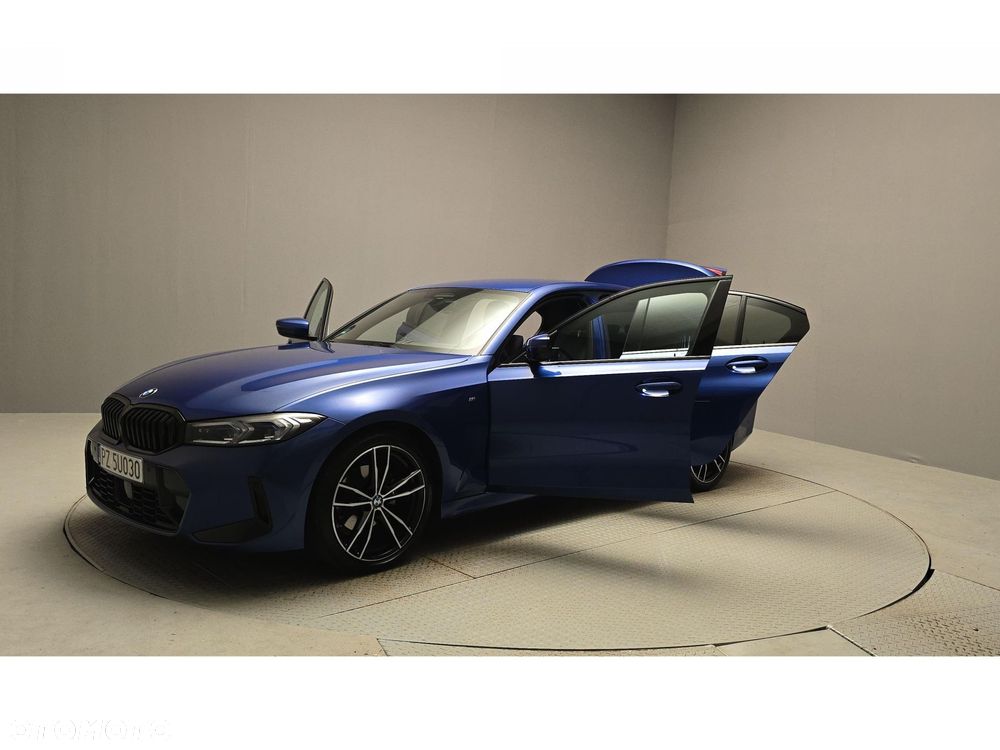 BMW Seria 3 320d xDrive mHEV M Sport sport - 9