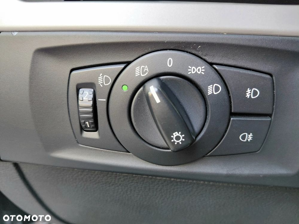 BMW Seria 3 - 24