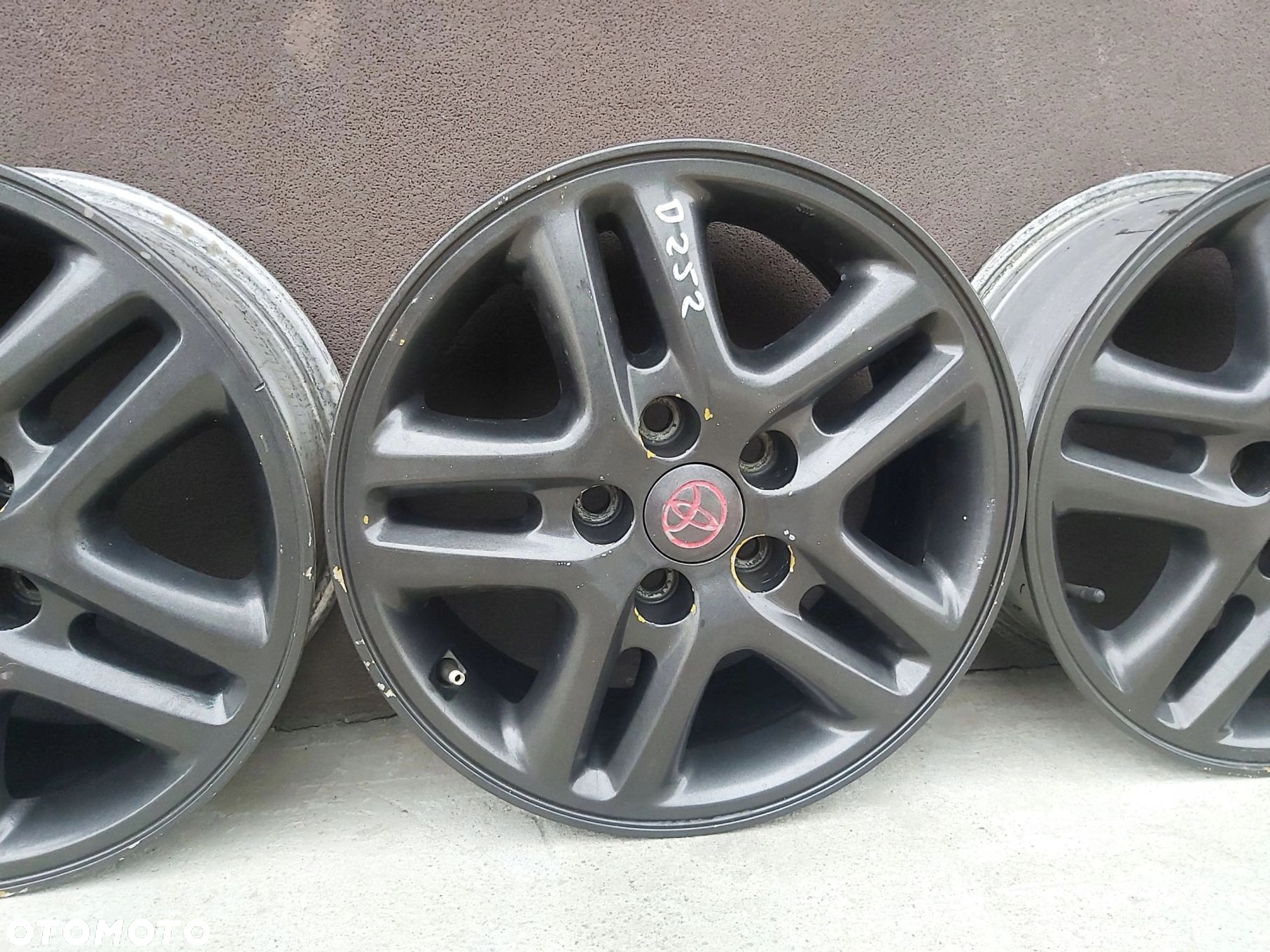 Toyota Rav4 II Alufelgi 16 5x114,3 felgi - 5