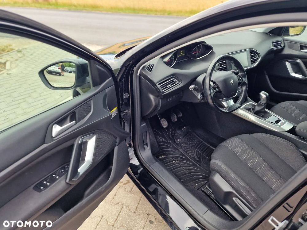 Peugeot 308 BlueHDi 100 Stop & Start Business-Line - 17