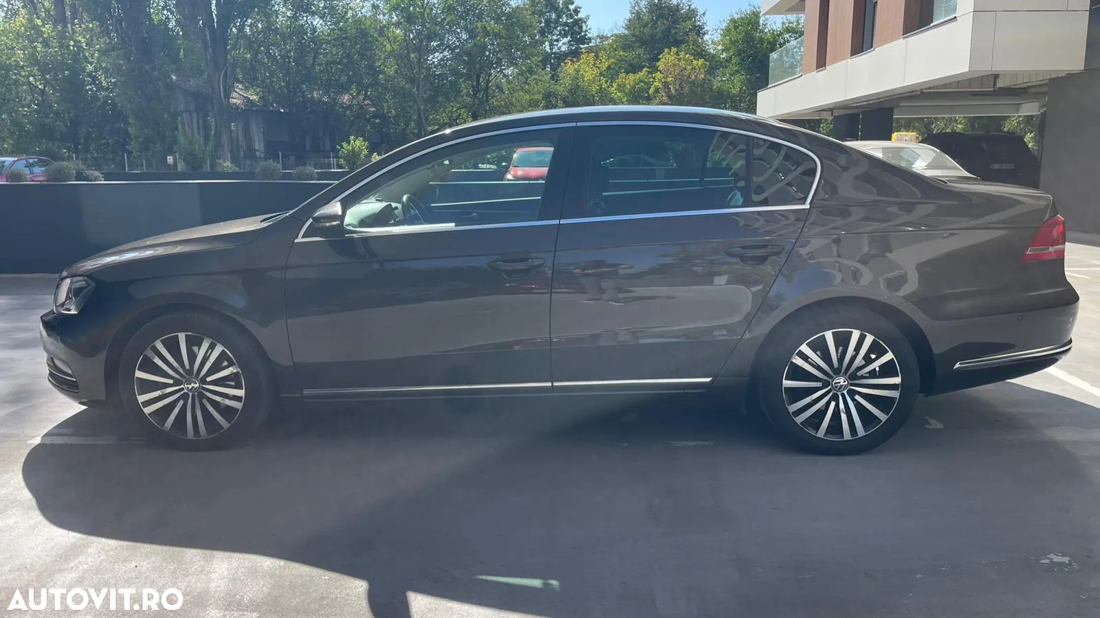 Volkswagen Passat 2.0 TDI BlueMotion Tehnology DSG Highline - 4
