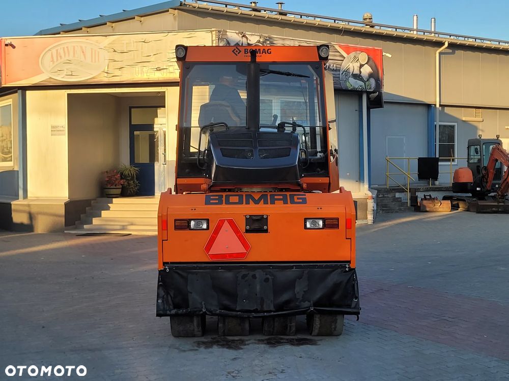 Bomag BW 174 ACP - 4
